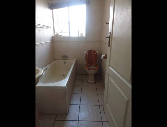 4 BEDROOM HOUSE FOR SALE IN BEYERS PARK